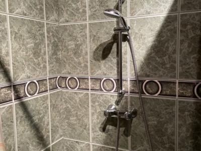 Hermosa casa de huéspedes para alquilar durante todo el verano