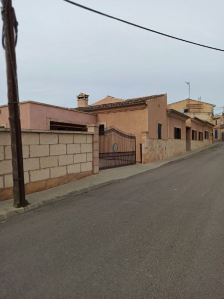 Wunderschönes Stadthaus mit Pool Son Carrio