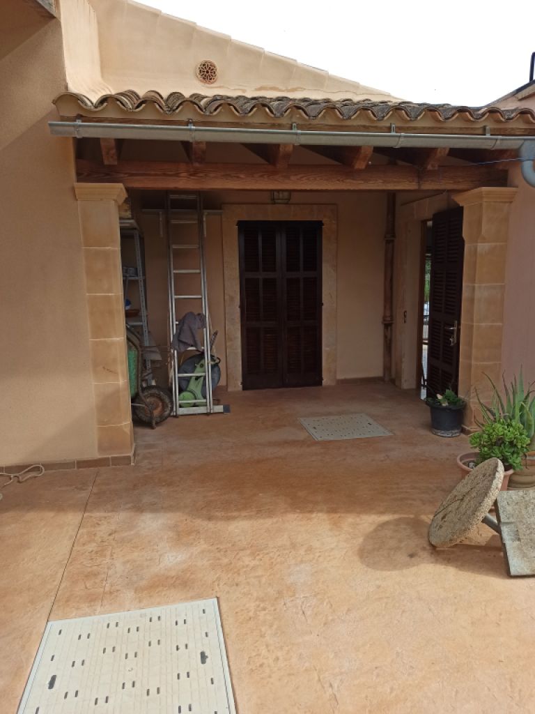 Wunderschönes Stadthaus mit Pool Son Carrio