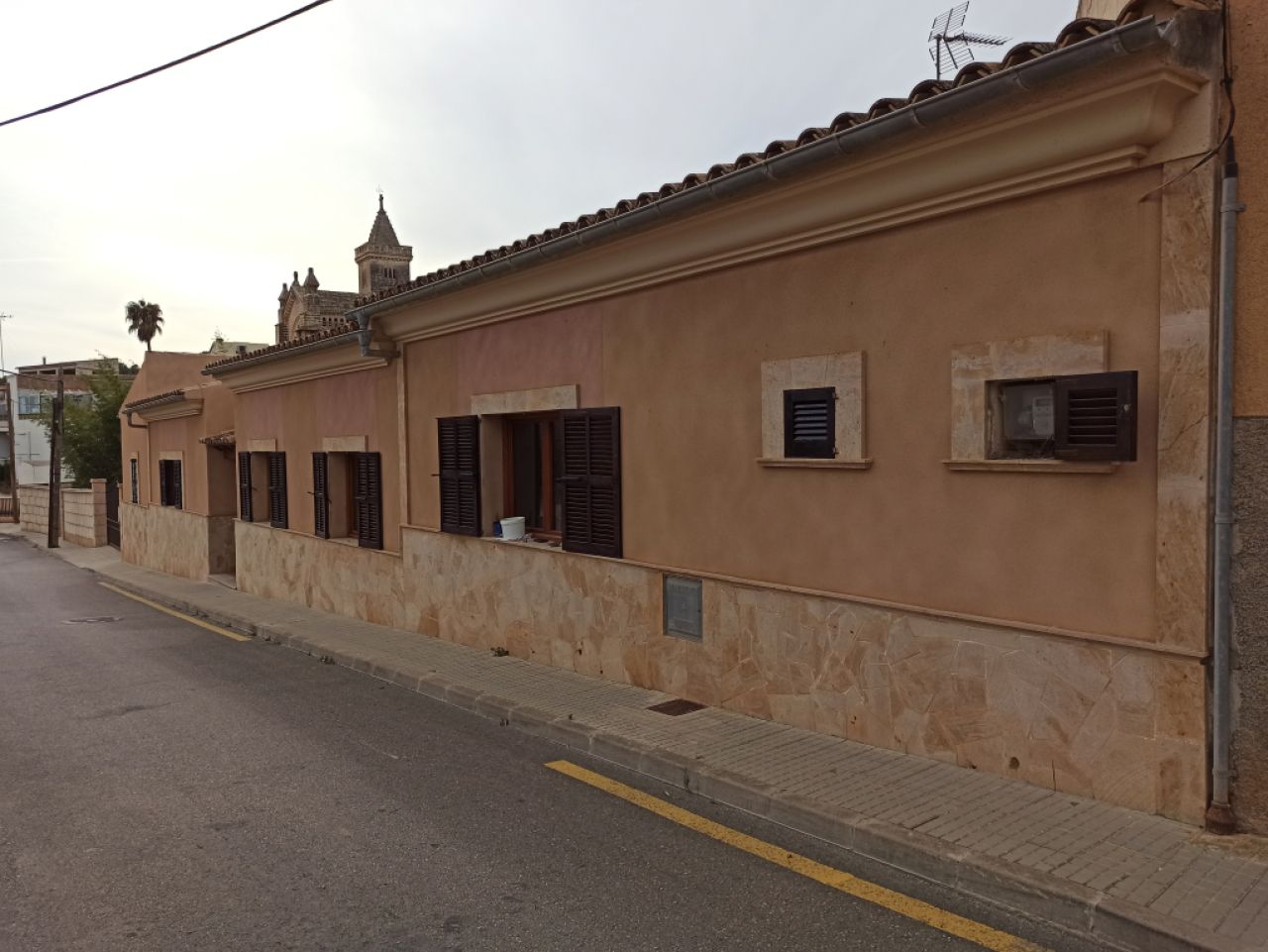 Wunderschönes Stadthaus mit Pool Son Carrio