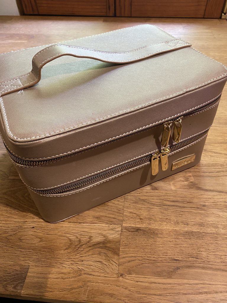 Bolsa de almacenamiento beige Young Living para aceites esenciales