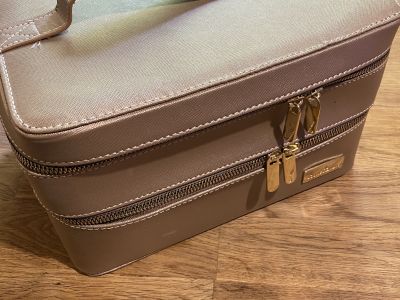 Bolsa de almacenamiento beige Young Living para aceites esenciales