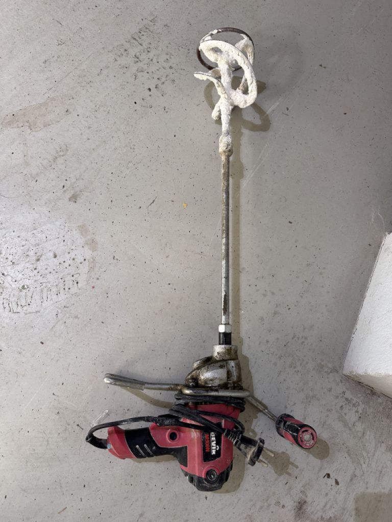 Hormigonera Cevic M900N