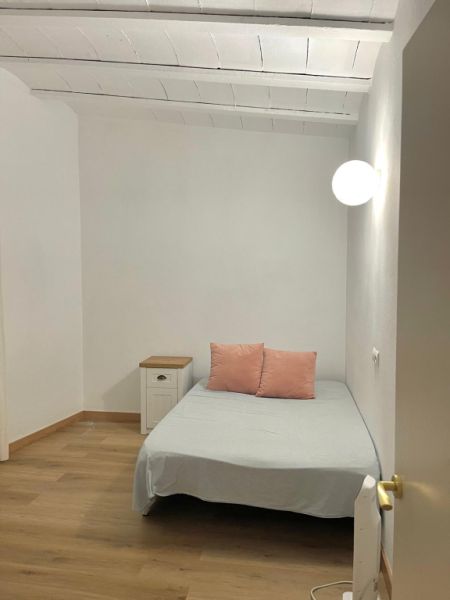 Zimmer in Campos zu vermieten für eine Frau