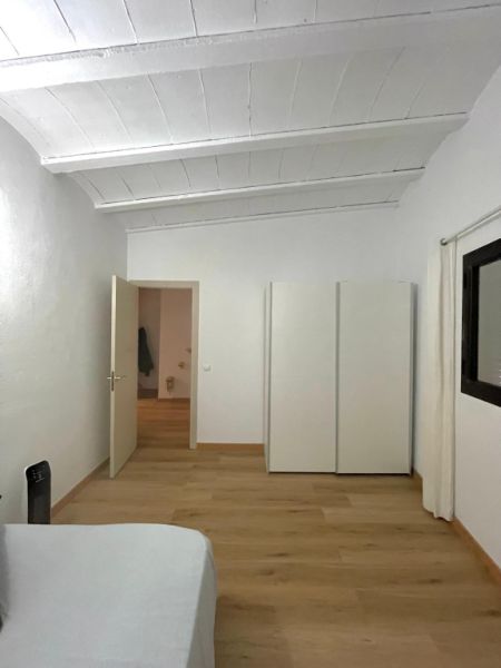 Zimmer in Campos zu vermieten für eine Frau