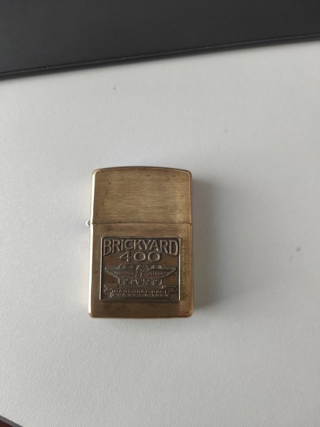 Zippo-Feuerzeug