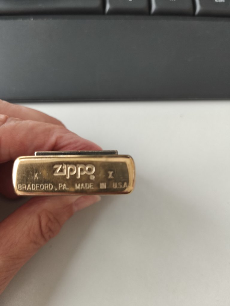 Zippo-Feuerzeug