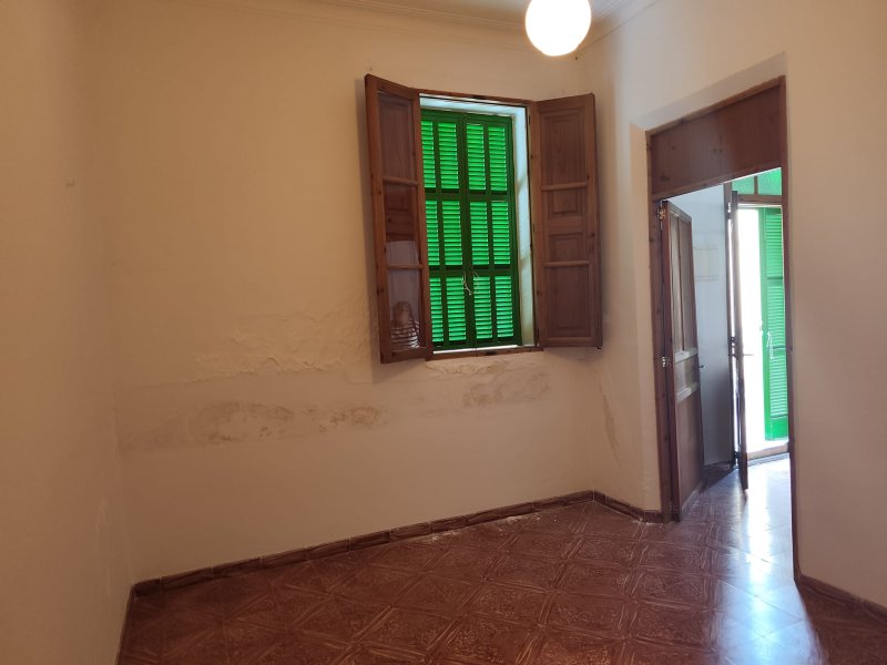 ZU VERKAUFEN, geräumiges Haus in Ariany