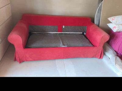Zu verschenken, Schlafcouch