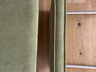 Zuiver RIDGE RIB Stuhl grüner Cord & Chrom - 2 Stück vorhanden