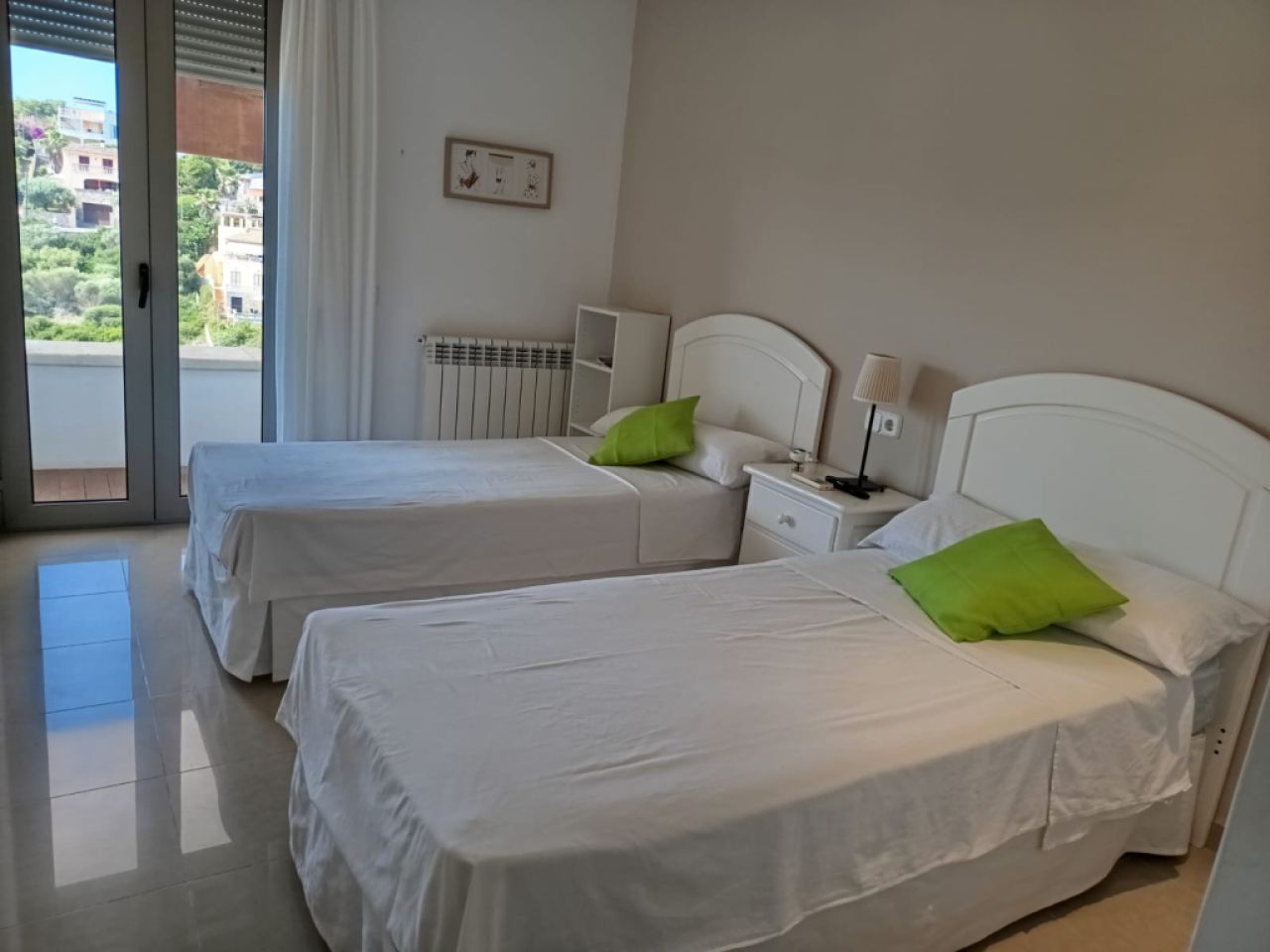 Zum Vermieten 1 Meereslinie Chalet in cala Mandia