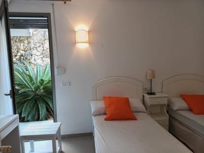 Zum Vermieten 1 Meereslinie Chalet in cala Mandia