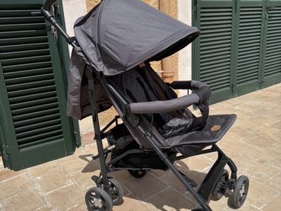 Zusammenklappbarer Buggy für Kleinkinder