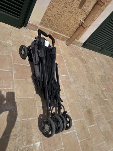 Zusammenklappbarer Buggy für Kleinkinder