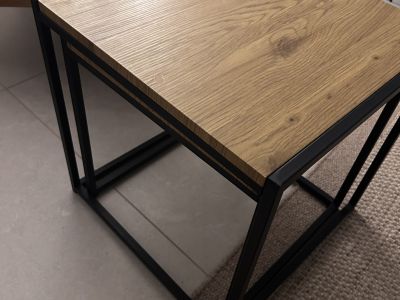 Zwei Couchtische, Beistelltische. Holz, schwarz