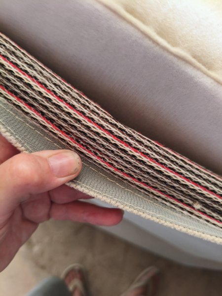Zwei Ikea Sofas