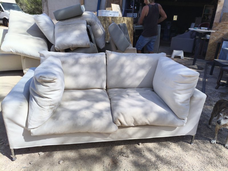 Zwei Ikea Sofas