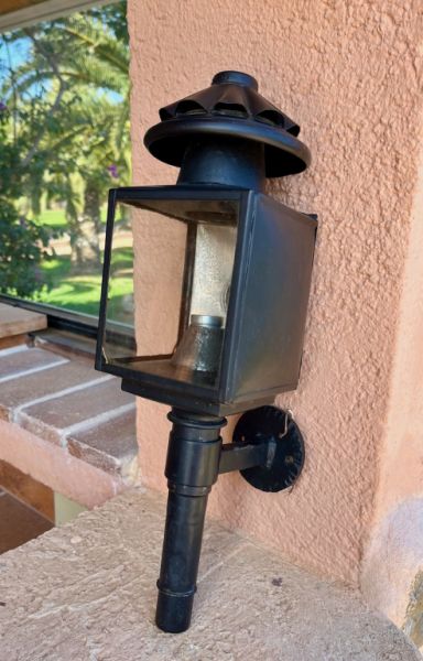 Zwei nostalgische Fiakerleuchten – Stil mit Geschichte!